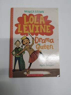 Scholastic Lola Levine Drama Queen - Orange, Yellow, Red, Brown